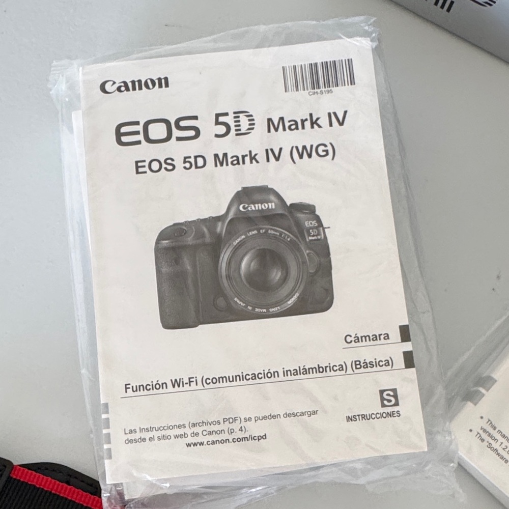 Canon EOS 5D Mark III Accessories only - Picture 4 of 8